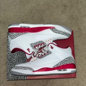 Retro Jordan 3 cardinal